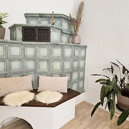 Krueger 'apartment Marina'